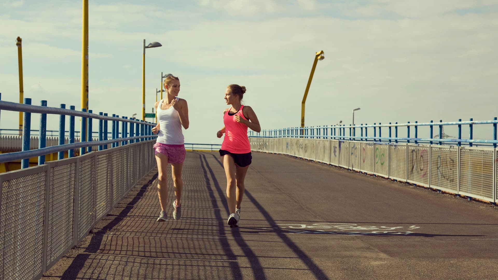 women talking on the run to judge feel of effort